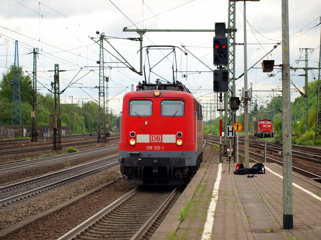 Neben unseren Sachen machte sie einen guten Eindruck die 139 313-1 am 14.5 in Hamburg-Harburg.