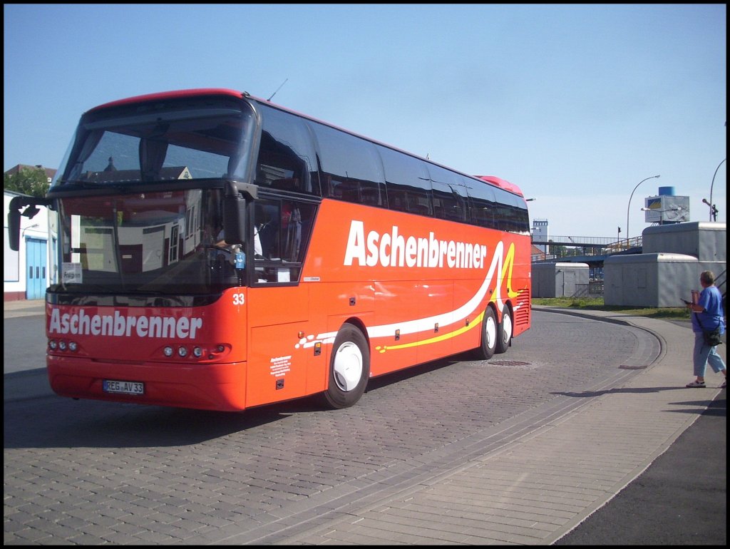 Neoplan Cityliner von Aschenbrenner aus Deutschland im Stadthafen Sassnitz.