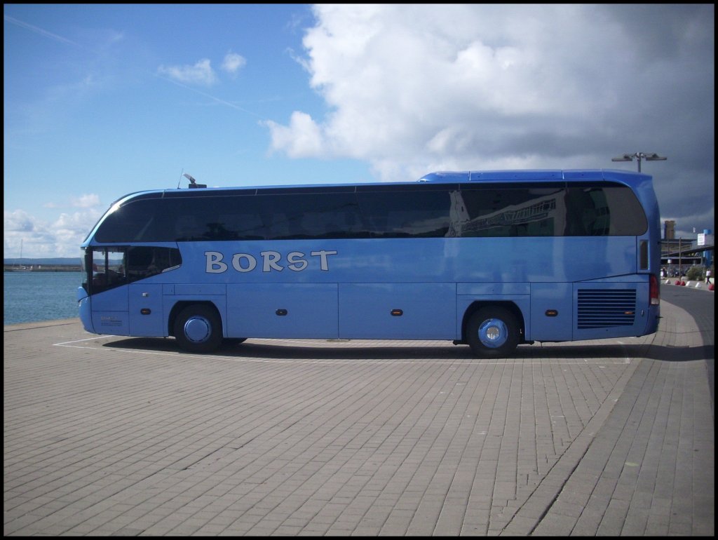 Neoplan Cityliner von Borst aus Deutschland im Stadthafen Sassnitz.