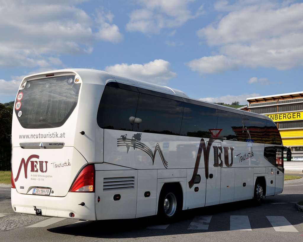 NEOPLAN CITYLINER von NEU Touristik aus sterreich im Sept. 2012 in Krems.