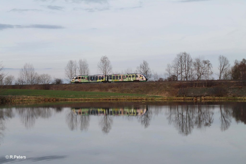 Nochmal VT04 als VBG81128 Schwandorf - Marktredwitz sdlich von Wiesau. 17.04.13