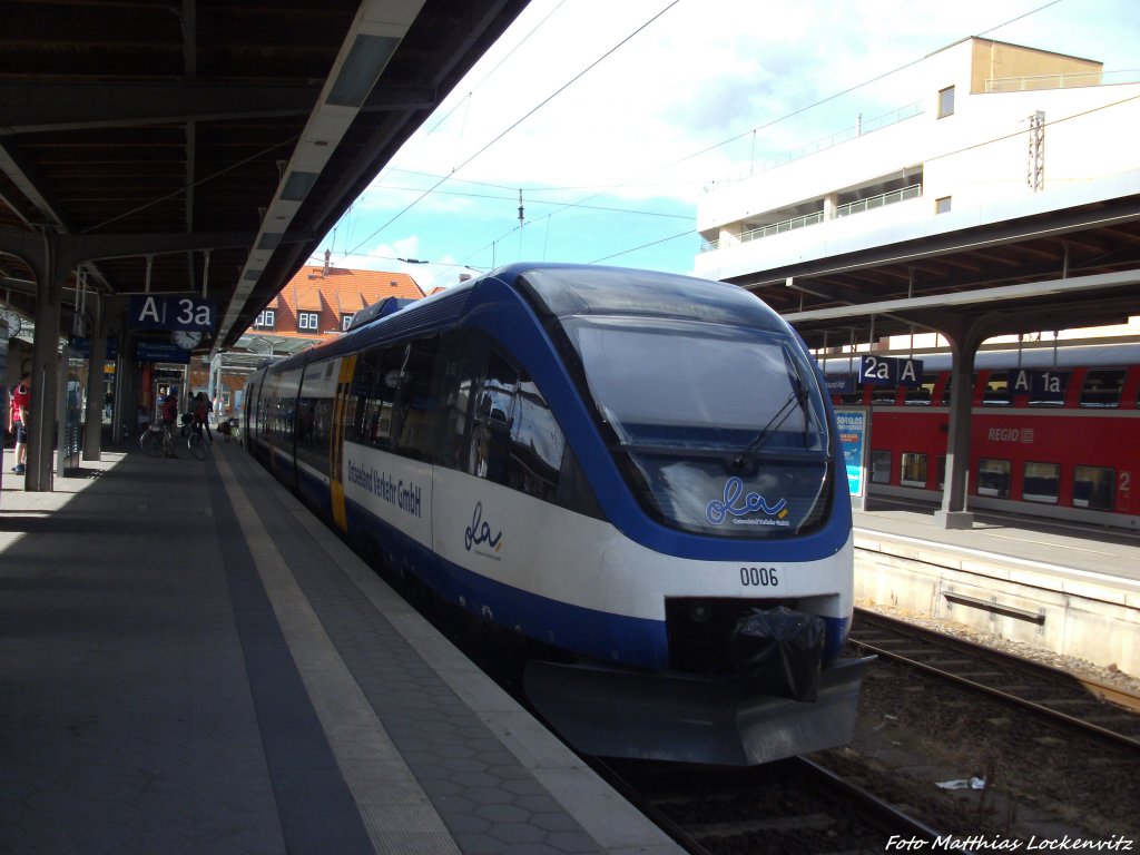 OLA VT 0006 mit ziel Neustrelitz  Hbf im Bahnhof Stralsund Hbf am 13.8.13