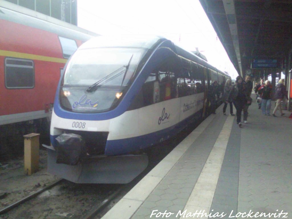 OLA VT 0008 im Bahnhof Stralsund Hbf am 15.8.12