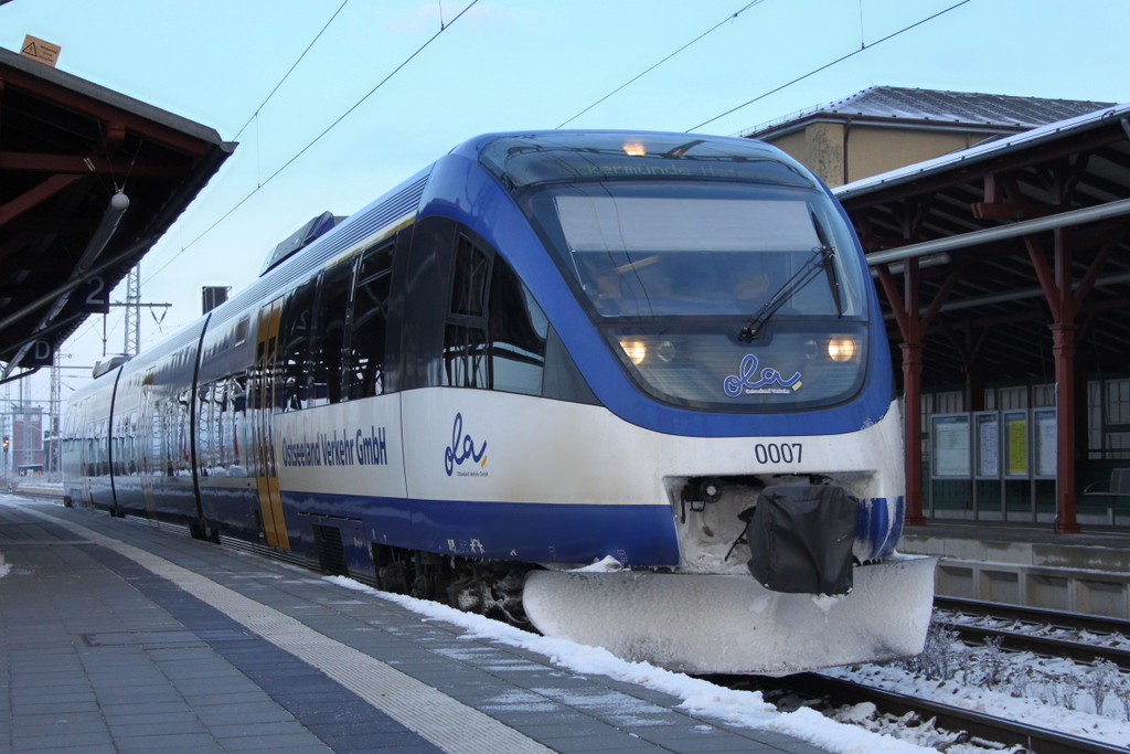 Ostseeland Verkehr GmbH VT 0007 als OLA 79804 nach Btzow am 08.12.2012 in Pasewalk