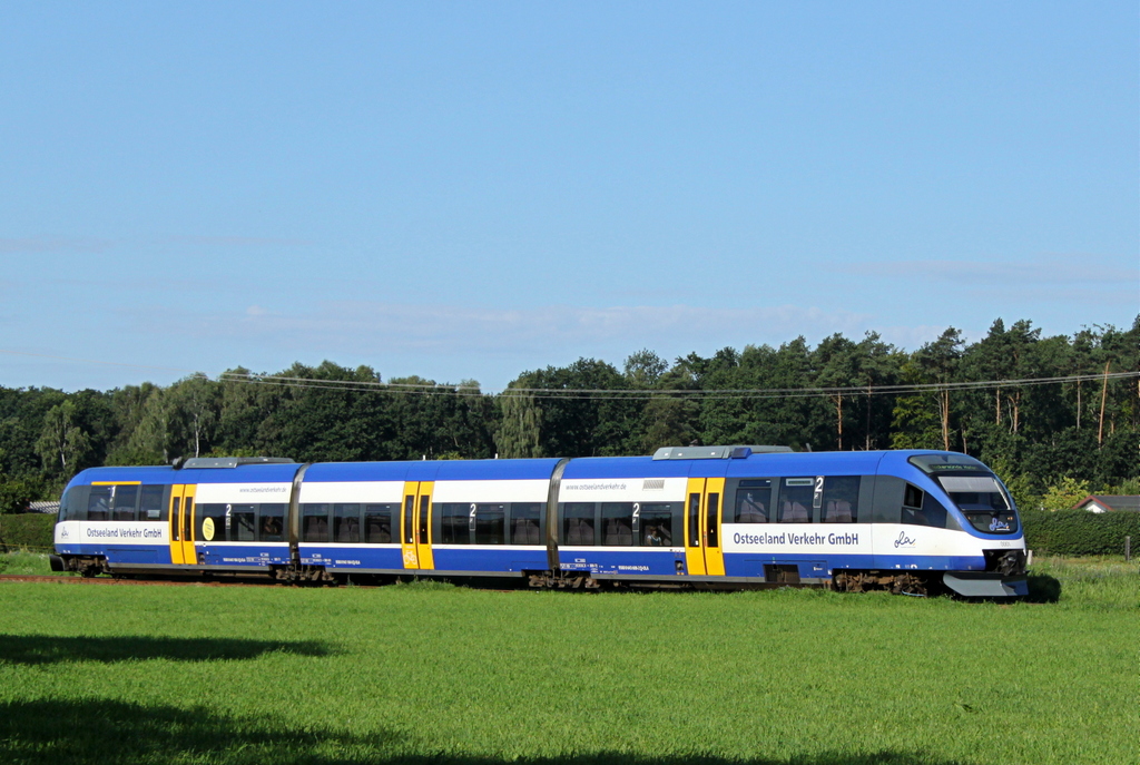 Ostseeland Verkehr VT 0001 nun auch mit Stahlschneerumern am 26.08.12 in Torgelow