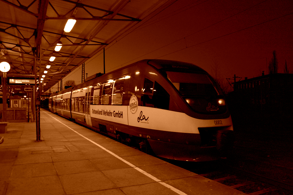 Ostseeland Verkehr VT 0002 als OLA 79810 nach Btzow am 31.01.12 in Neubrandenburg