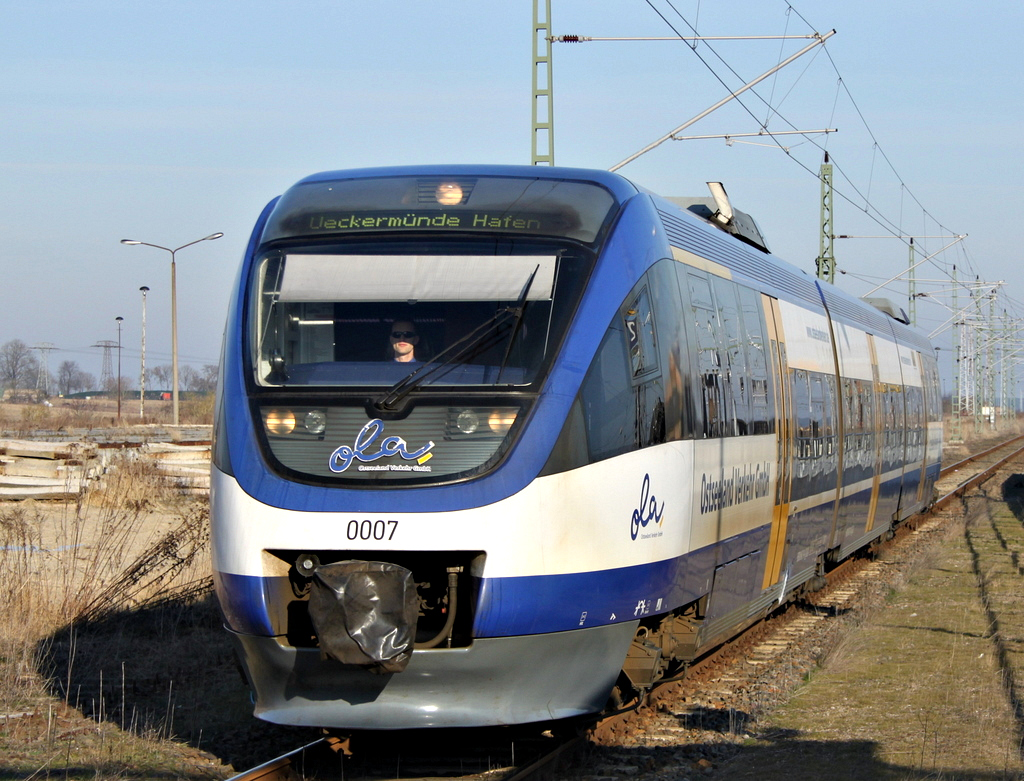 Ostseeland Verkehr VT 0007 als OLA 79799 nach Ueckermnde Stadthafen am 31.01.12 in Pasewalk