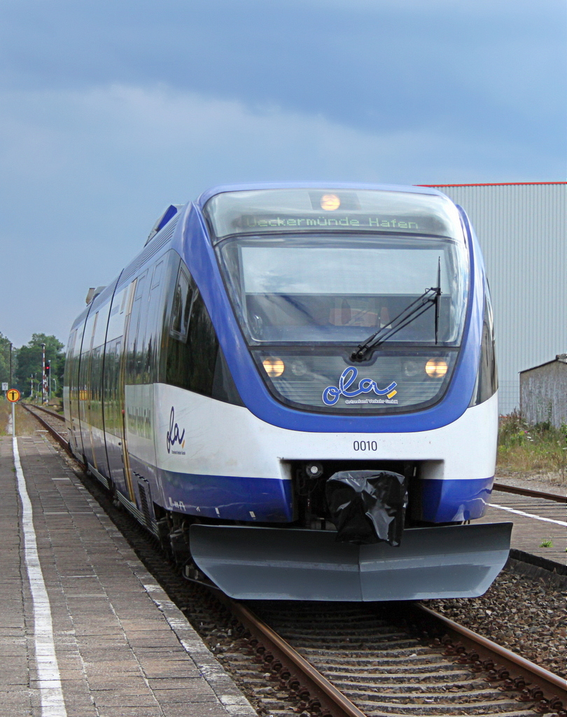 Ostseeland Verkehr VT 0010 als OLA 79807 von Btzow nach Ueckermnde Stadthafen am 16.07.12 in Torgelow