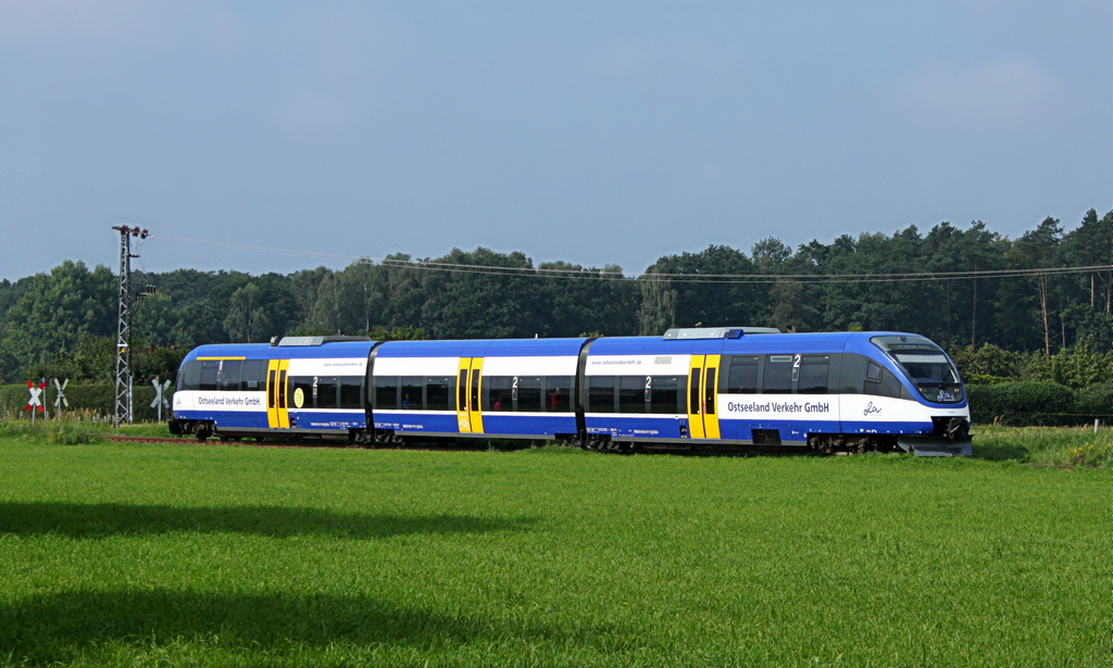 Ostseeland Verkehr VT 0010 als OLA nach Ueckermnde Hafen am 25.08.12 in Torgelow