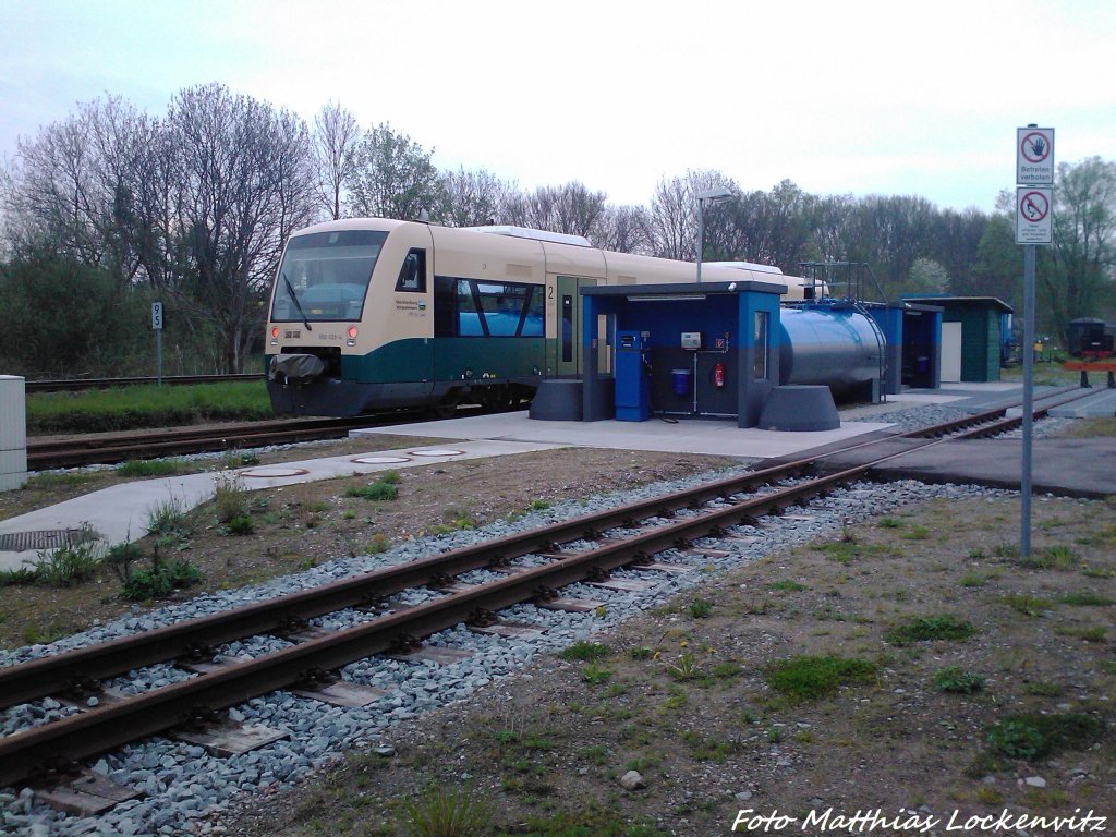 PRESS 650032-4 beim Tanken am 9.5.13