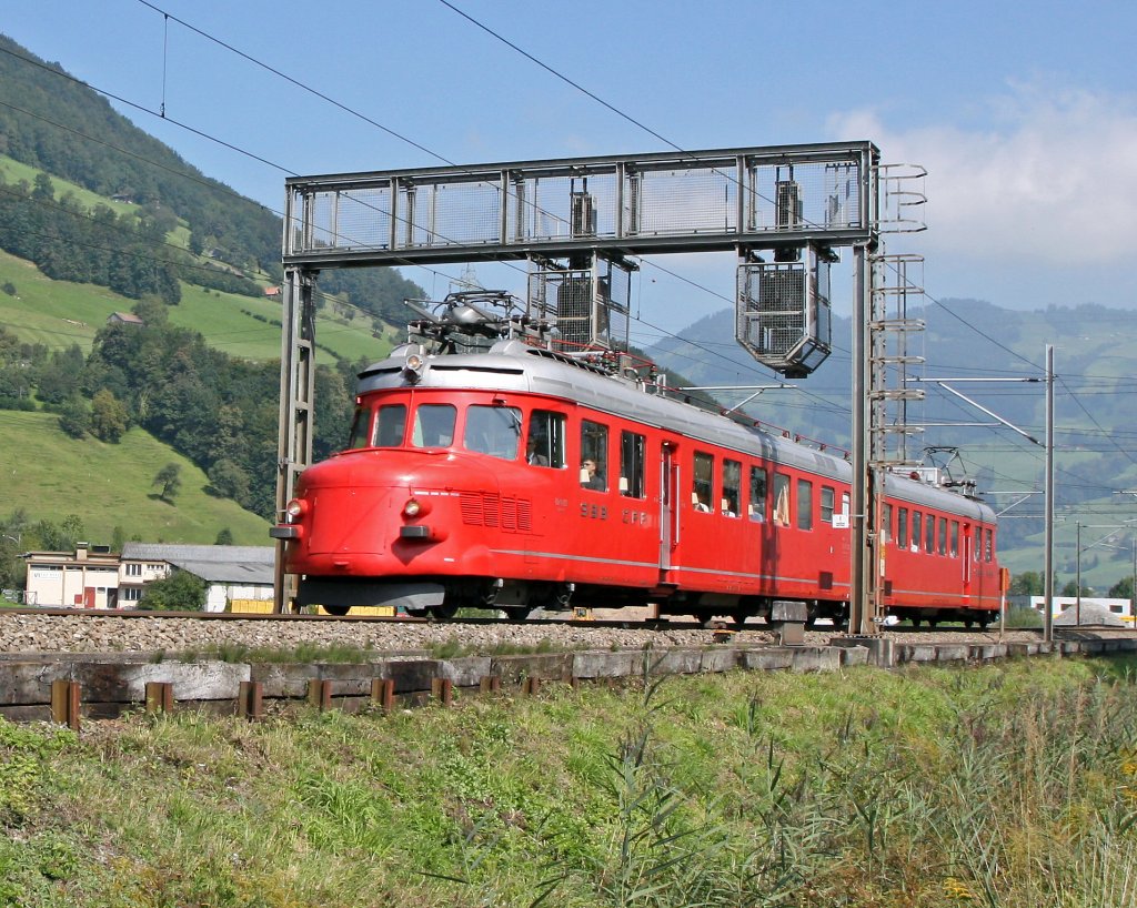 RAe 4/8 1021  Churchill  am 08.09.07 bei Brunnen 