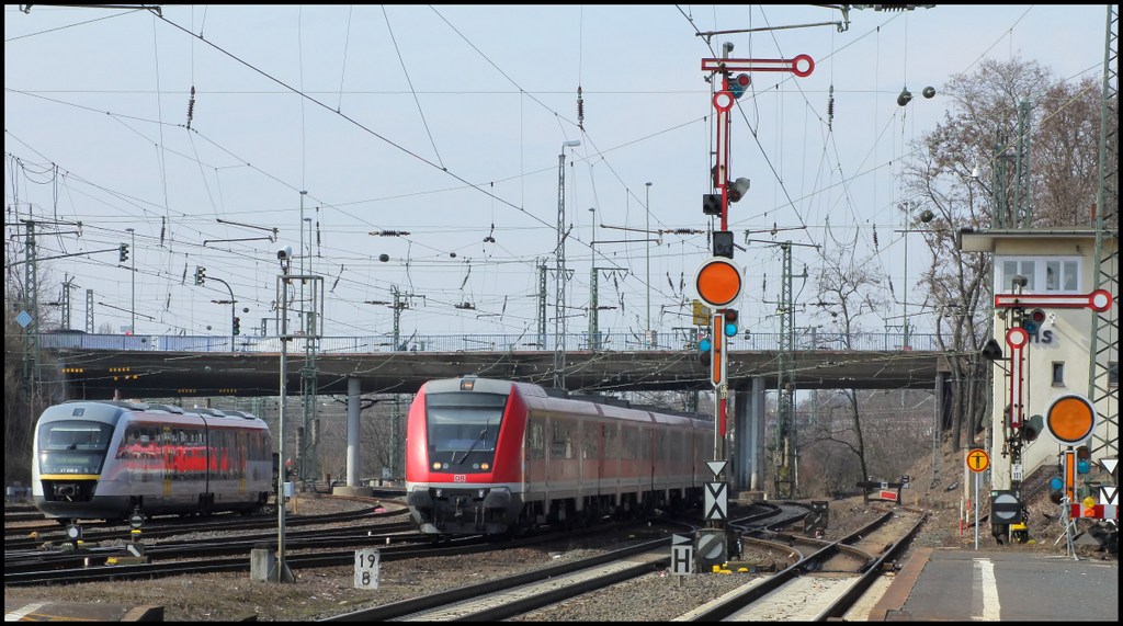 RE nach Wrzburg und HLB VT 306 am 24.03.13 in Hanau