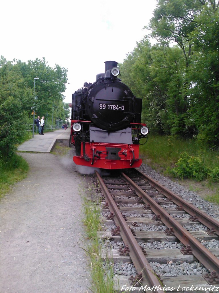 RBB 99 1784 ist soeben im Endbahnhof Lauterbach Mole angekommen am 1.6.13