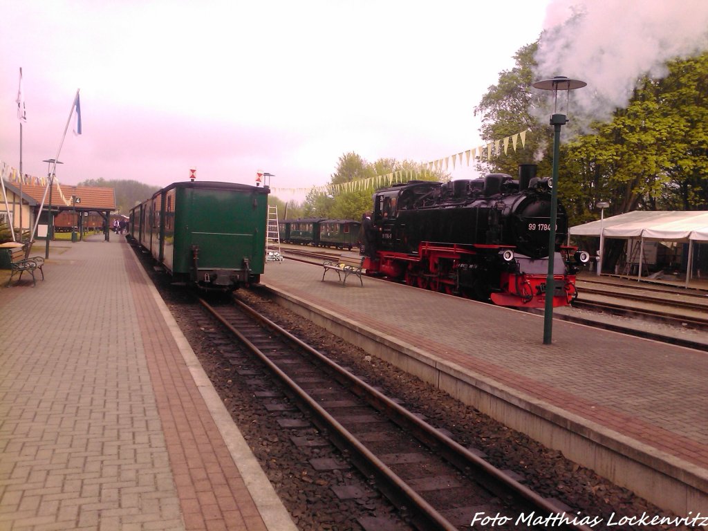 RBB aufm weg zum anderen ende des Zuges in Putbus am 10.5.13