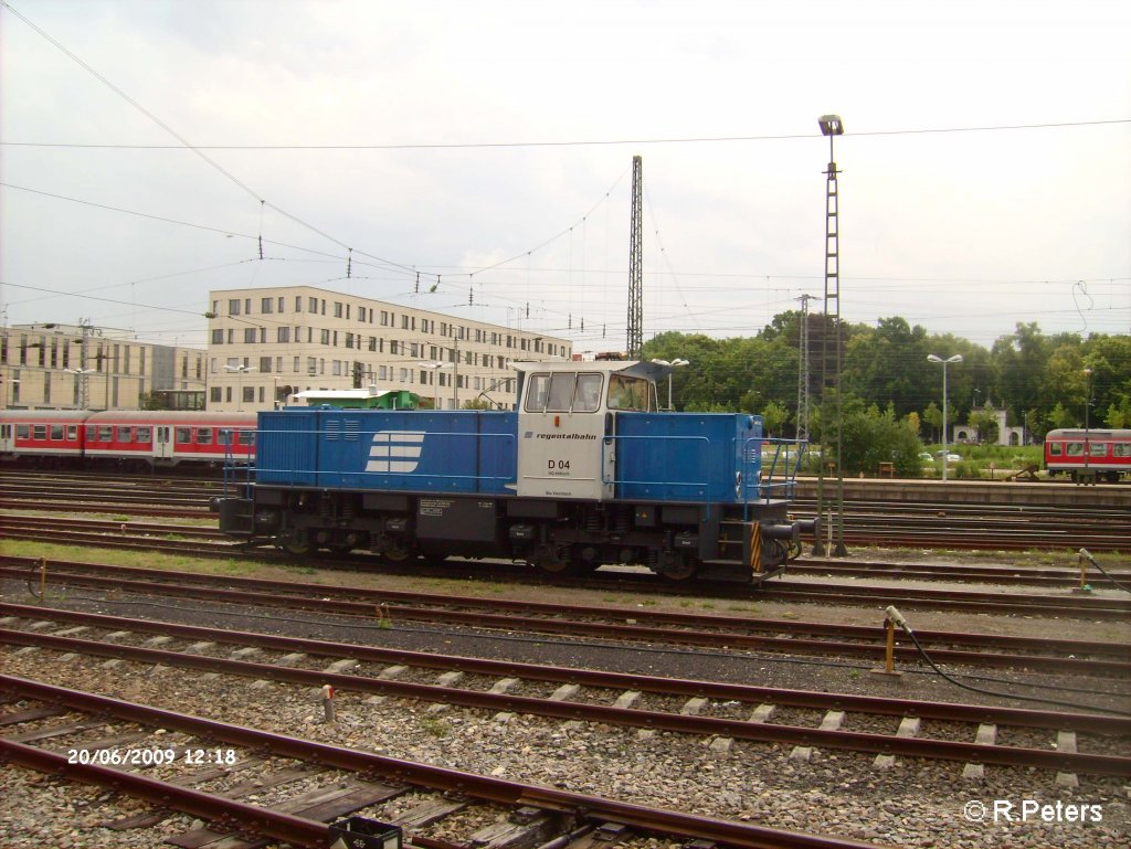 Seitenansicht von D04 im Regensburger HBF. 20.06.09