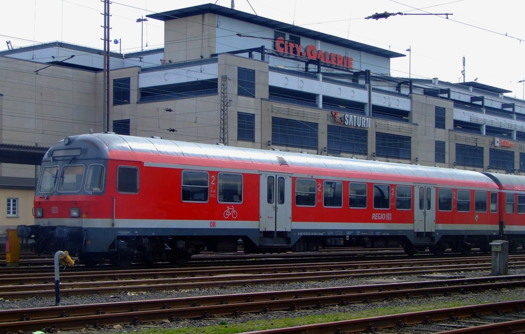 Steuerwagen  BDnrzf 740 (Karlsruher Steuerkopf) der DB Regio hier am 12.04.2008 in Hbf Siegen.