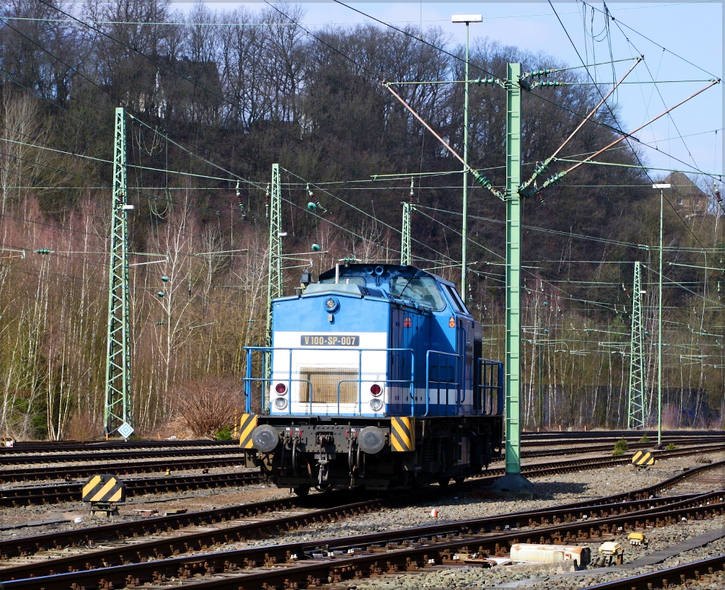 V100-SP-007 von Spitzke abgestellt am 02.04.13 in Betzdorf