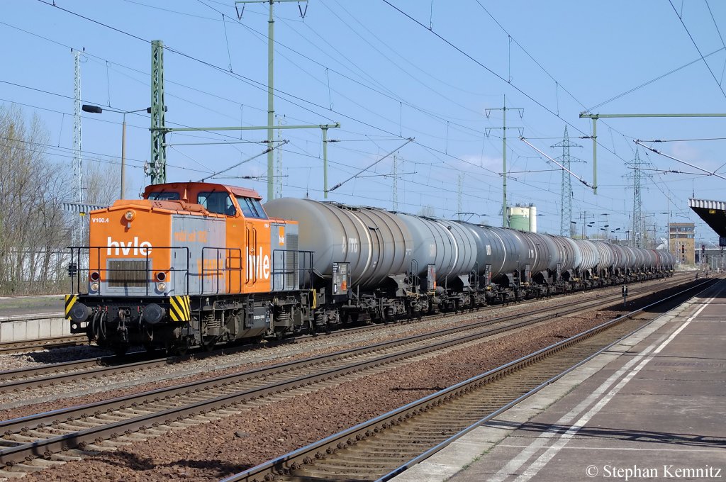 V160.4 (203 109-4) hvle mit Ethanol oder Ethanol-Lsung Kesselzug in Berlin-Schnefeld Flughafen. 09.04.2011