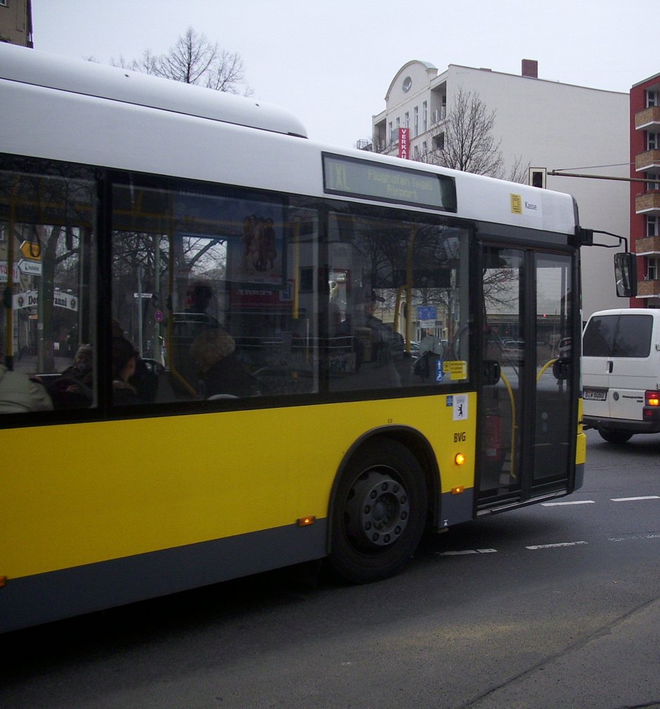 Vorderer Teil eines MAN Busses in Berlin.