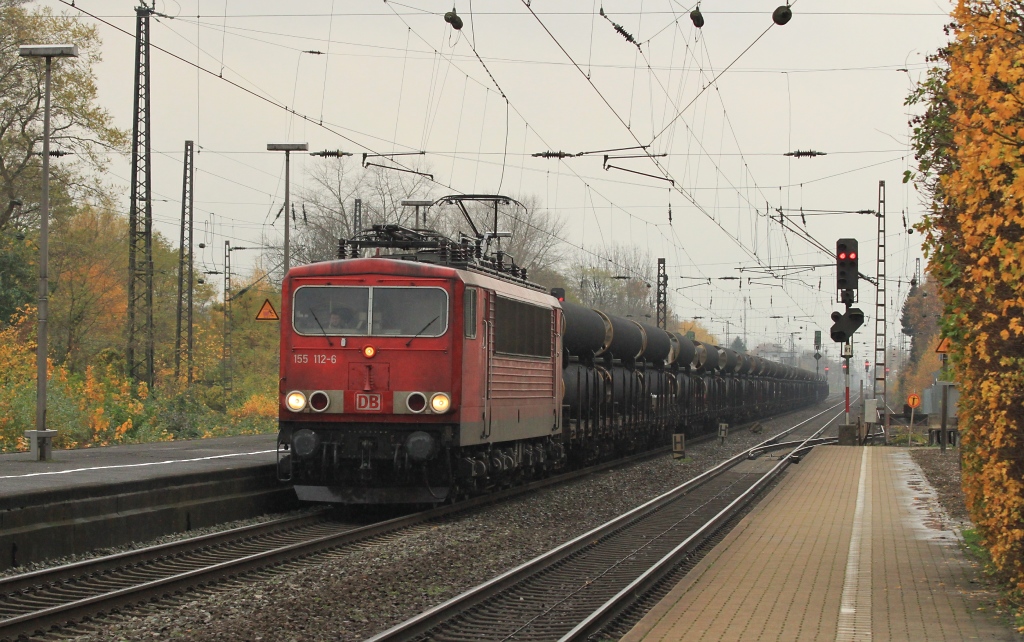 Vorlufig das letzte Bild aus Kamen: 155 112 mit Gterzug in Richtung Hamm am 06.11.10