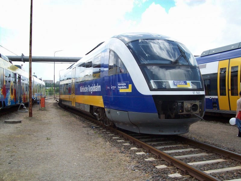 VT 565 der Mrkischen Regiobahn steht auf dem Betriebsgelnde der OstseelandVerkehr GmbH am  Tag der offenen Tr 