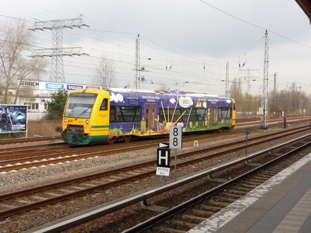 VT 650.65 der ODEG am 11.04.2012 in Berlin-Springpfuhl.
Linie OE65 -> Berlin-Lichtenberg
