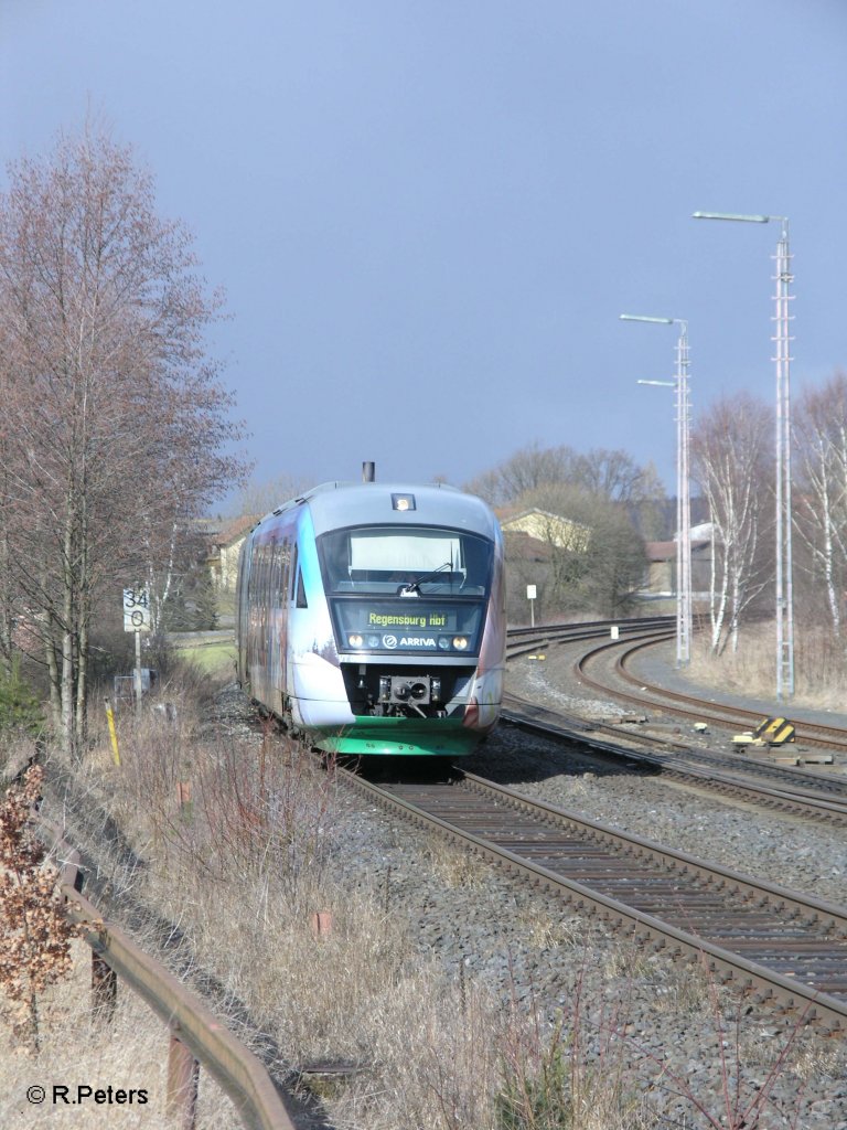 VT06 kommt in Wiesau/Oberpfalz mit der VBG86563 nach Regensburg .24.03.09
