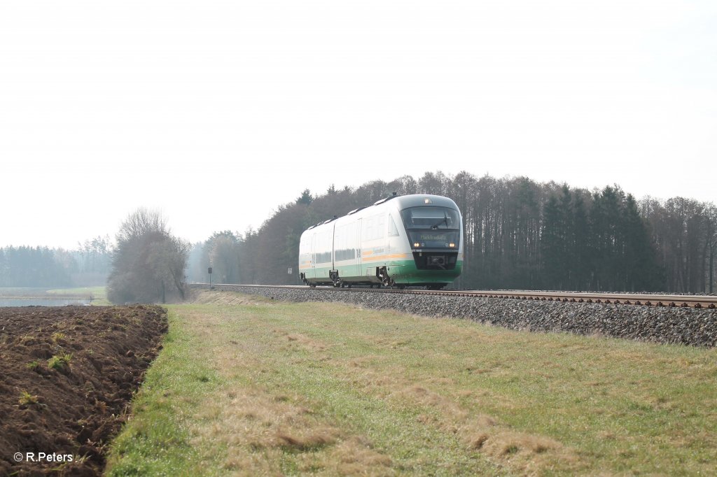 VT19 als VBG81108 Regensburg - Marktredwitz bei Oberteich. 18.04.13