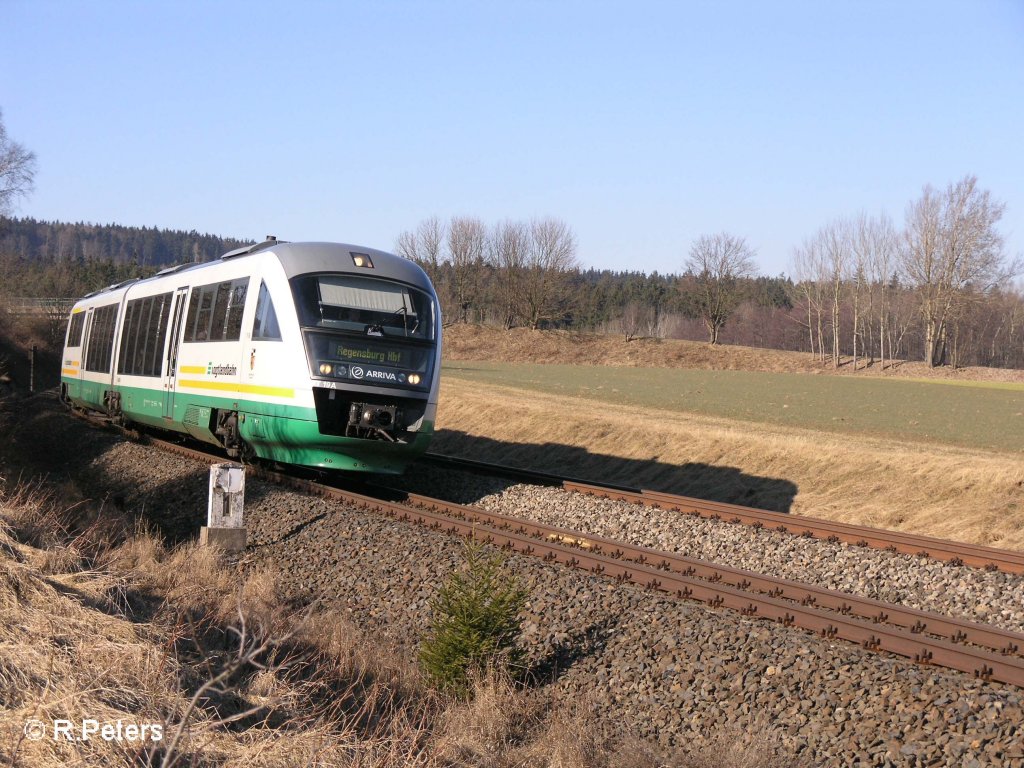 VT19 fhrt bei Oberteich mit einer VBG nach Regensburg. 24.02.08