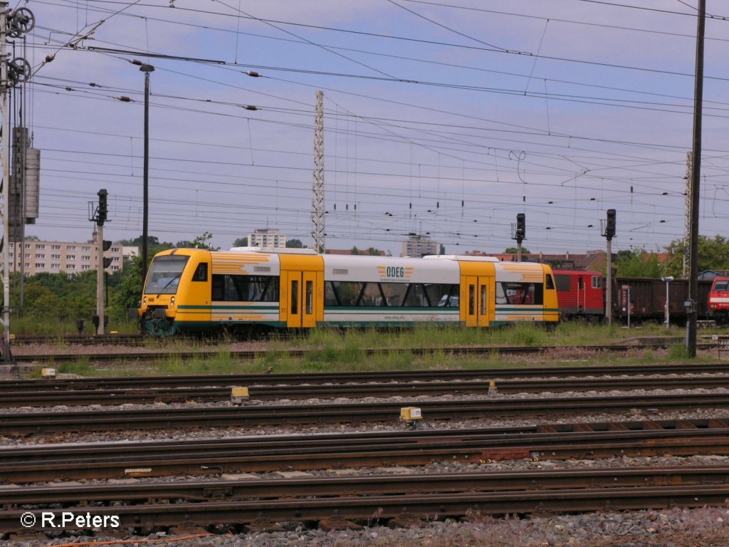 VT650.70 verlsst Frankfurt/Oder mit einer OE Bln-Schneweide. 22.05.08