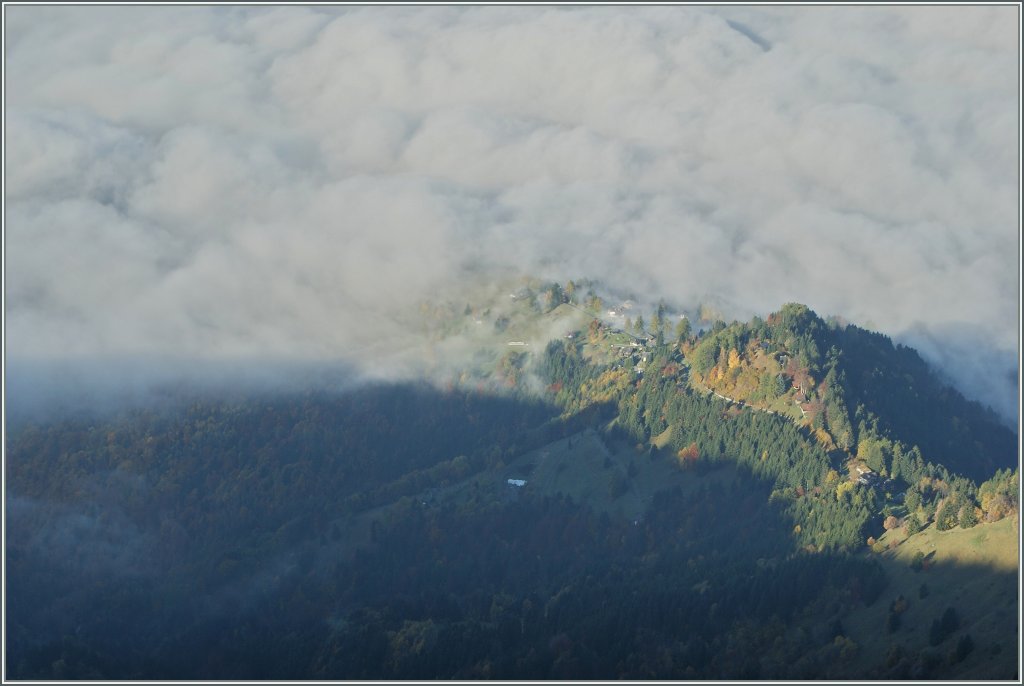 Zur sonntglichen Entspannung ein Bahnsuchbild vom Rochers de Naye.
20.10.2012