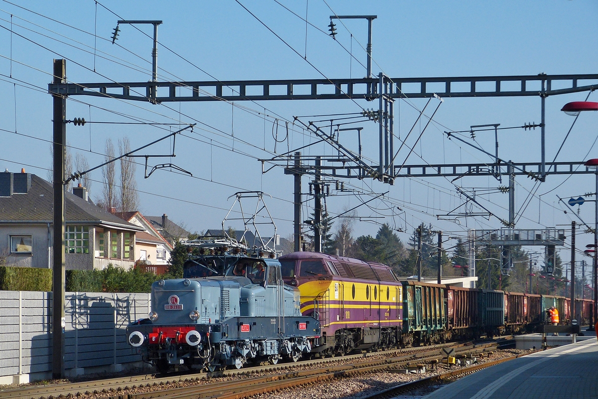 . Die Museumslok BB 3608 absolvierte am 31.01.2014 Testfahrten zwischen Bettenbourg und Esch/Belval und konnte im Bahnhhof von Noertzange bildlich festgehalten werden. (Jeanny)

Die 3608 ist seit Kurzem ins NVR (National Vehicle Register) eingetragen und ihre uneingeschrnkte Betriebserlaubnis fr das nationale Bahnnetz erhalten. Sie trgt nunmehr, als historisches Fahrzeug, folgende Zulassungsnummer: 90 82 800 3608-2 L-CFL.