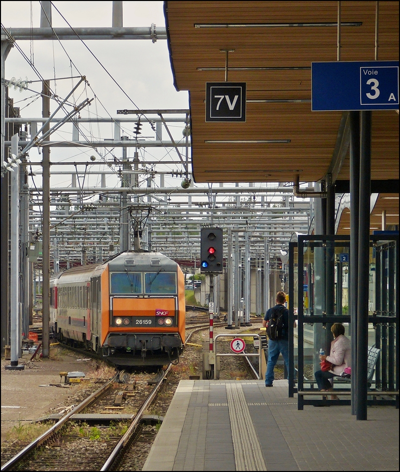 . Ein Bahnfotograf in seinem Element. 14.06.2013 (Hans)