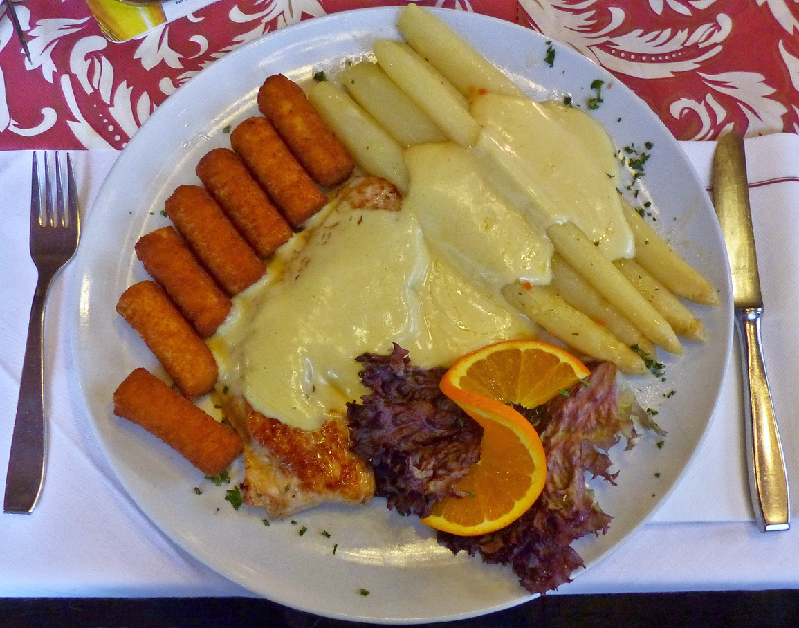 . Einmal die Tafel im Restaurant Waldhaus Schrnke. ;-) 10.04.2016 (Jeanny)