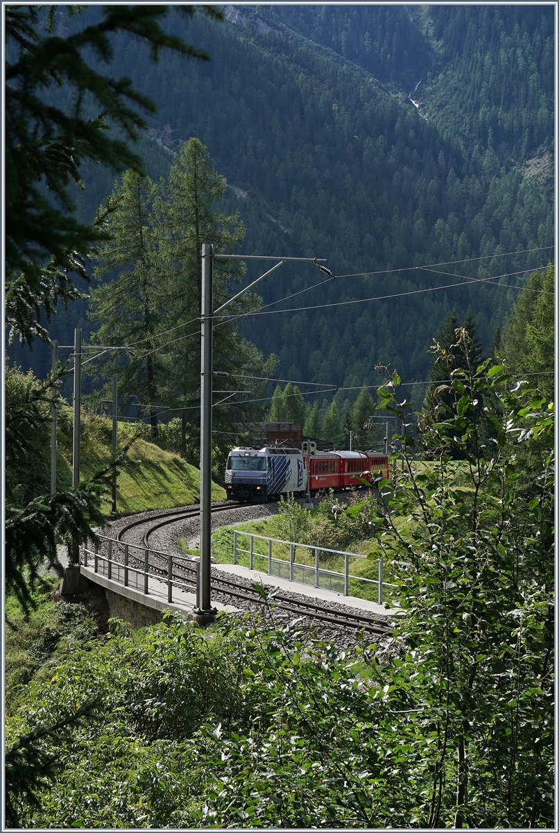 ... und taucht schon bald auf der mittleren Ebene auf.
11. Sept. 2016