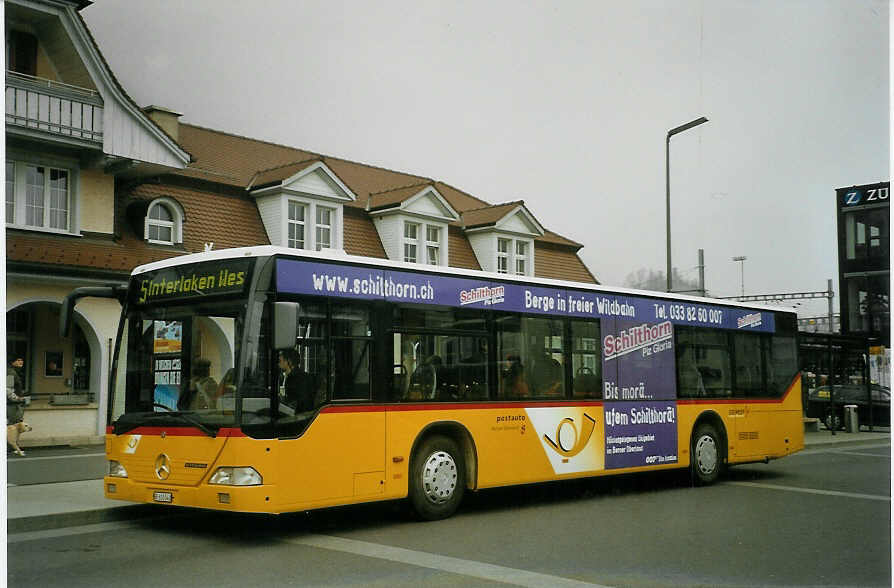 (083'316) - PostAuto Bern - BE 610'543 - Mercedes (ex P 25'381) am 25. Februar 2006 beim Bahnhof Interlaken Ost