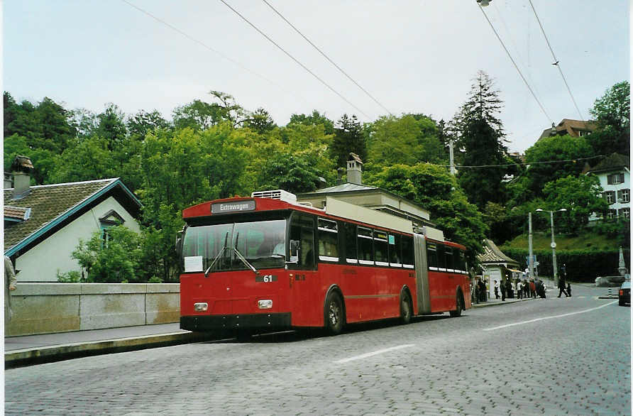 (085'803) - Bernmobil, Bern - Nr. 61 - FBW/Hess Gelenktrolleybus am 28. Mai 2006 in Bern, Brengraben