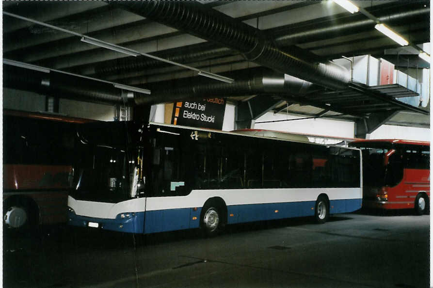 (087'317) - AFA Adelboden - Nr. 54/BE 611'056 - Neoplan (ex VBZ Zrich Nr. 243) am 23. Juli 2006 im Autobahnhof Adelboden