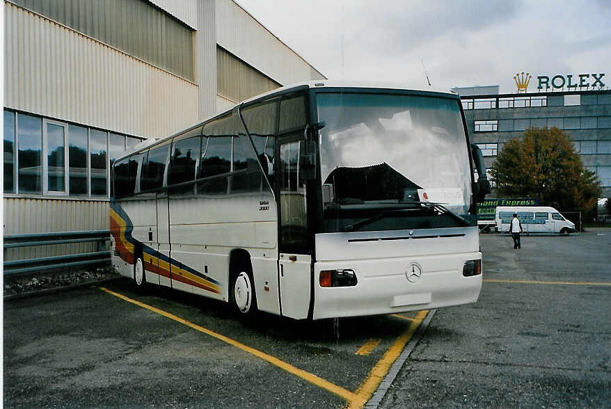 (090'704) - ??? - Mercedes am 12. November 2006 in Biel, Rattinbus