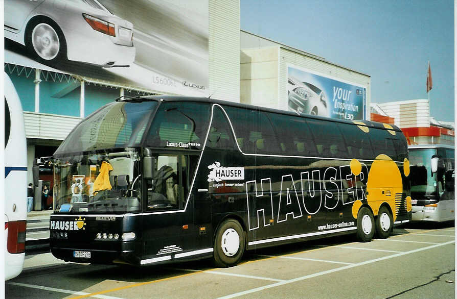 (092'709) - Aus Deutschland: Hauser, Rottweil - RW-BF 276 - Neoplan am 17. Mrz 2007 in Genve, Palexpo