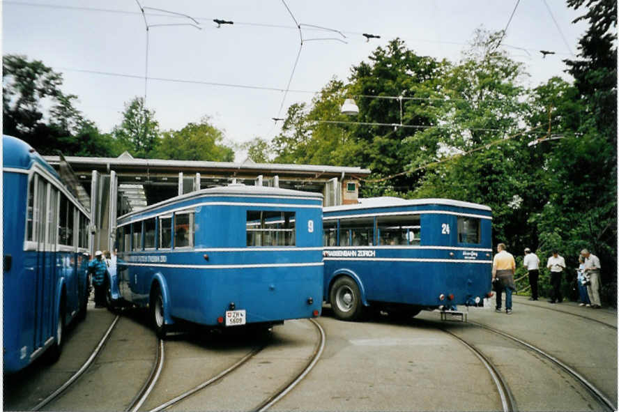 (094'635) - VBZ Zrich - Nr. 9/ZH 5609 - Saurer/SWS (ex Bamert, Wollerau; ex BBA Aarau Nr. 1; ex VBZ Zrich Nr. 209; ex VBZ Zrich Nr. 9) am 26. Mai 2007 in Zrich, Burgwies