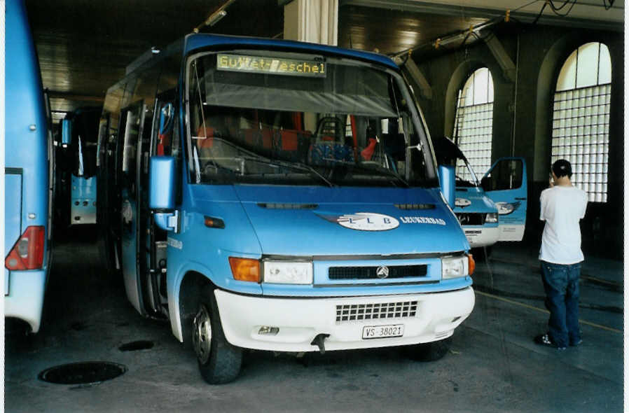 (095'711) - LLB Susten - Nr. 21/VS 38'021 - Iveco/Auwrter am 23. Juni 2007 in Leuk, Garage