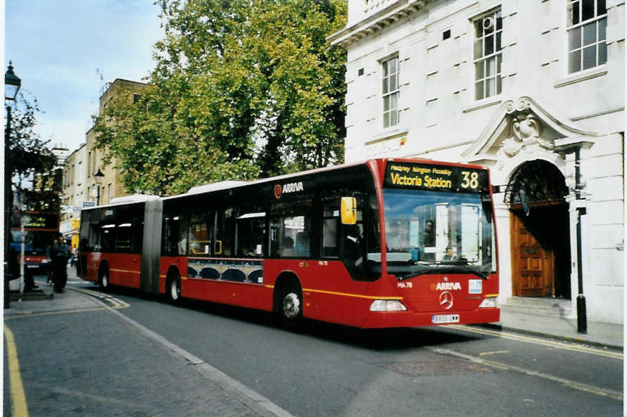 (099'031) - ARRIVA - Nr. MA 78/BX05 UWW - Mercedes am 25. September 2007 in London, Hackney