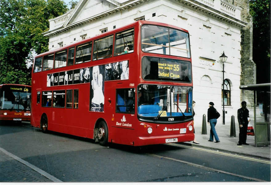 (099'037) - East London, London - Nr. 17'801/LX03 BWU - DAF am 25. September 2007 in London, Hackney