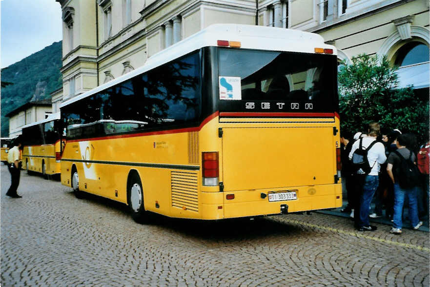 (099'812) - Marchetti, Airolo - Nr. 5/TI 303'333 - Setra am 3. Oktober 2007 beim Bahnhof Bellinzona