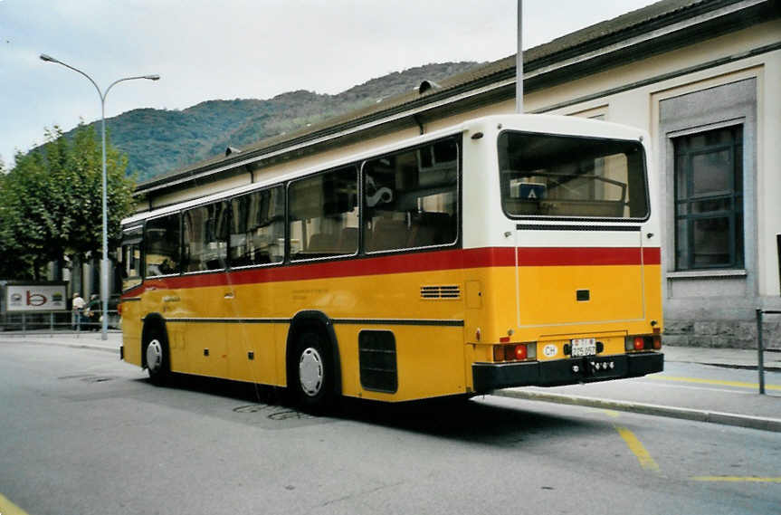 (100'022) - Autopostale, Muggio - TI 225'057 - NAW/R&J (ex AAGU Altdorf Nr. 21) am 4. Oktober 2007 beim Bahnhof Chiasso