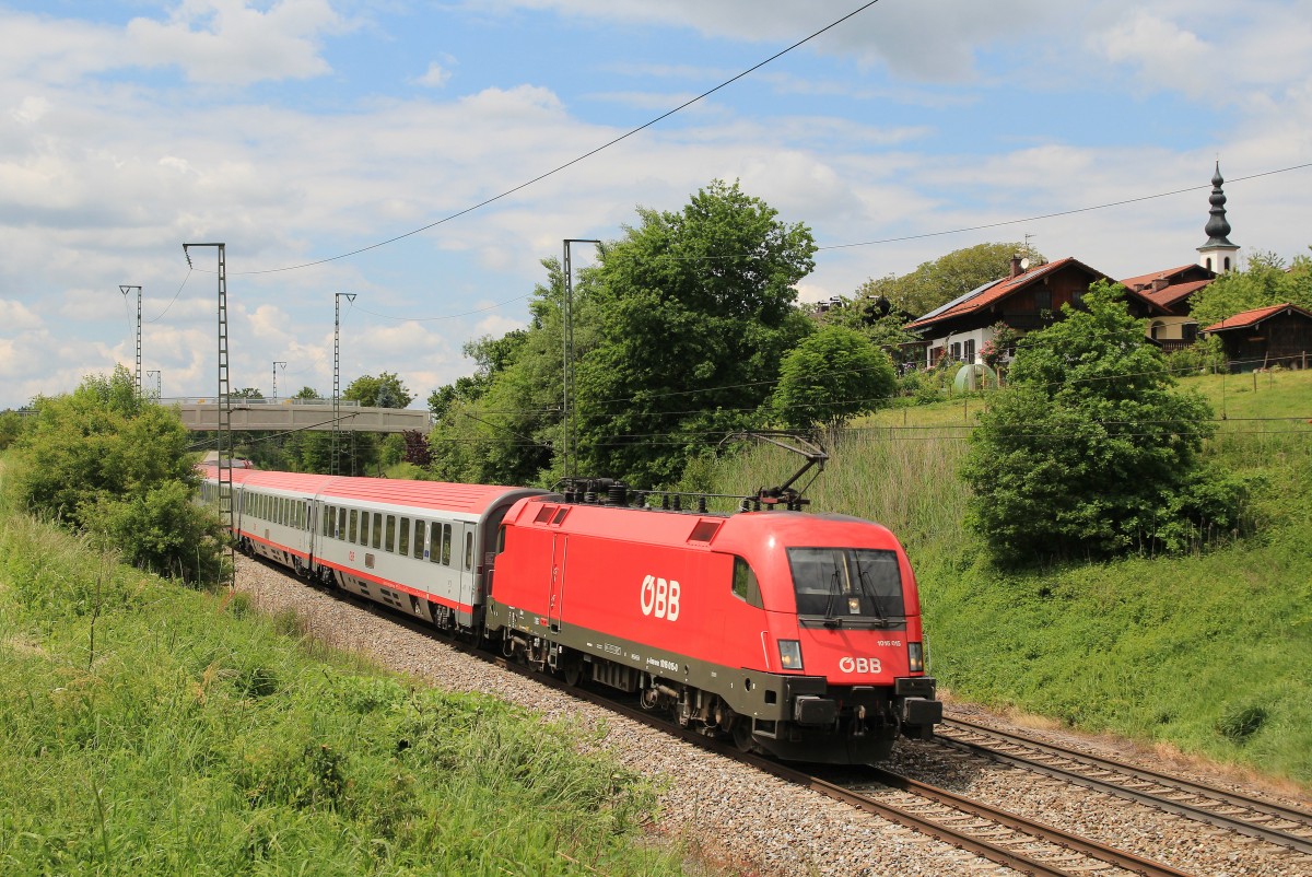 1016 015 am 31. Mai 2014 bei Teisendorf.