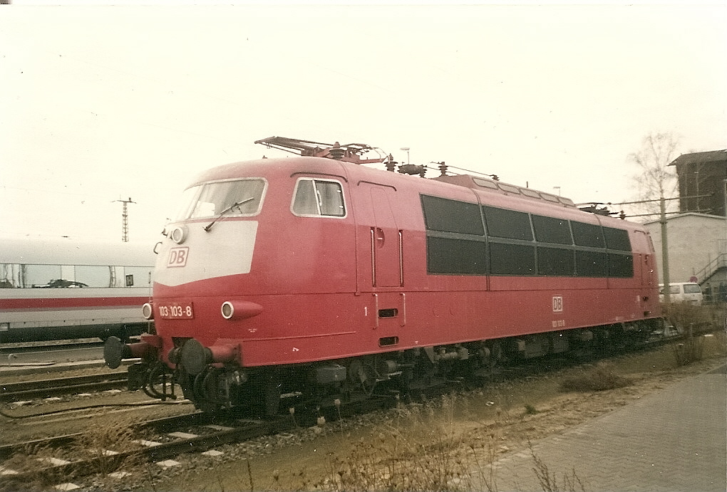 103 103 in der Est Berlin Grunewald.