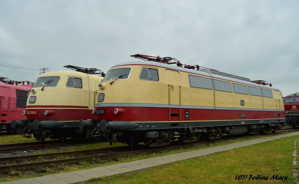103 235-8 und E03 001 abgestellt in Koblenz beim Sommerfest am 13.06.2015.
