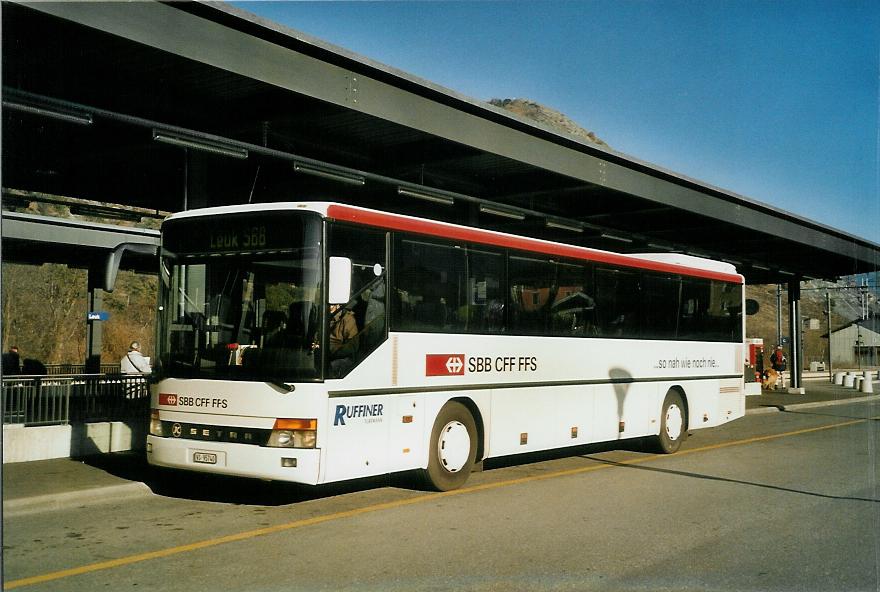 (104'234) - Ruffiner, Turtmann - VS 95'740 - Setra am 17. Februar 2008 beim Bahnhof Leuk